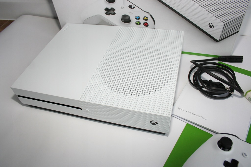 KONSOLA XBOX ONE S 500GB Pad Gry Gwar 06 2020 7753677060