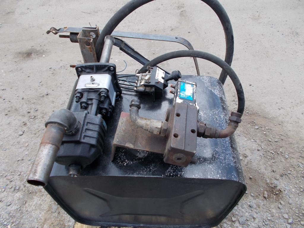 HYDRAULIKA VOLVO FH KOMPLETNA 2 000 NETTO 7404461560 Oficjalne