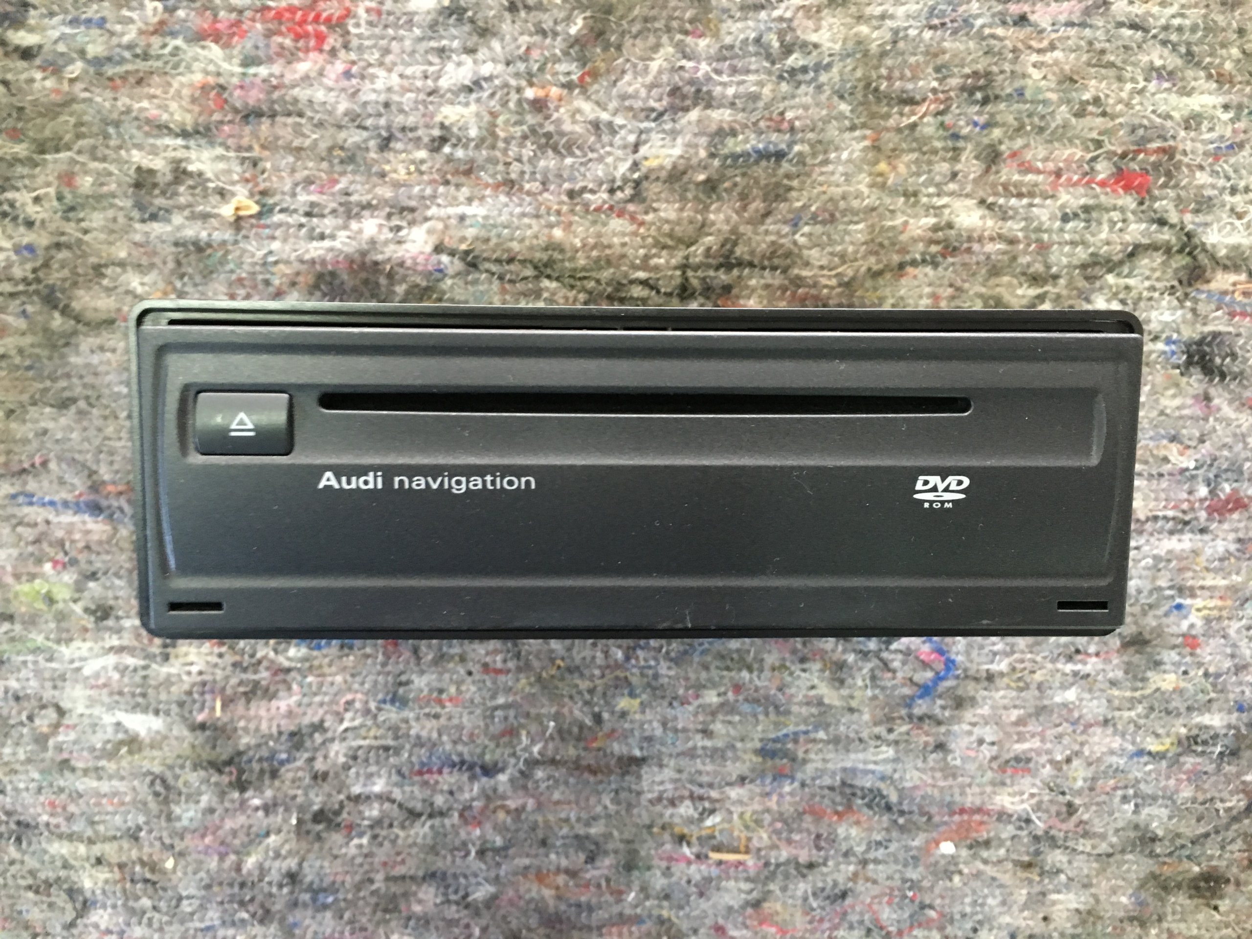 Навігаційний рідер Audi A8 D3 4E0919977