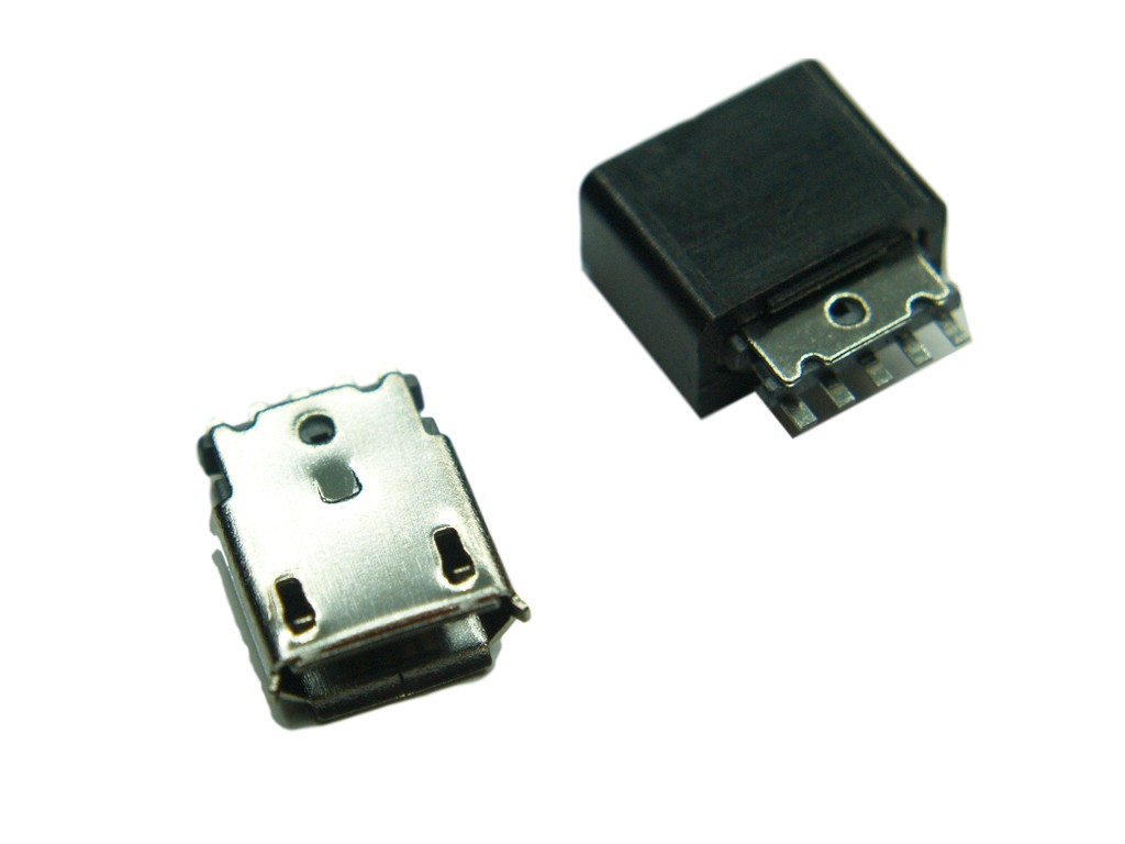 

Gniazdo Złącze Mikro Usb Obudowa Nawigacja Gps