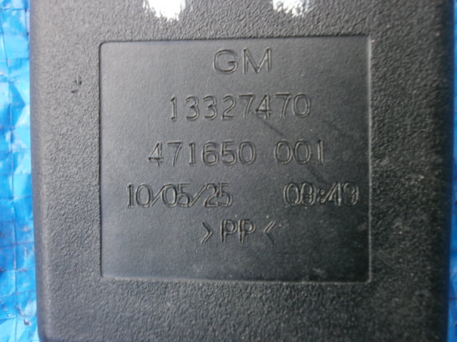 | INSIGNIA A защелка ремень безопасности перед левая правая 13327470