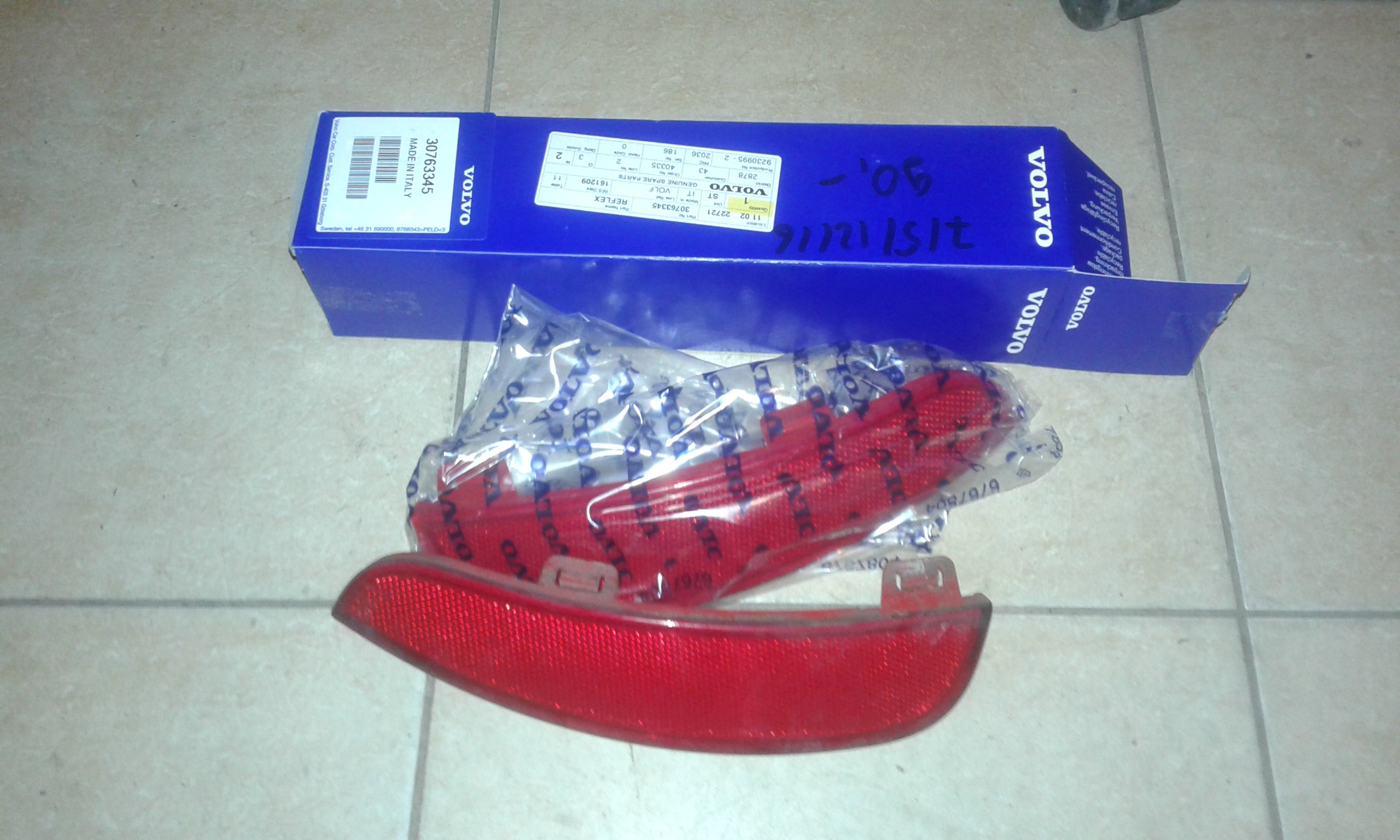 30763345, 30763346 - VOLVO S40 V50 S-40 V - 50 светоотражающая лампа