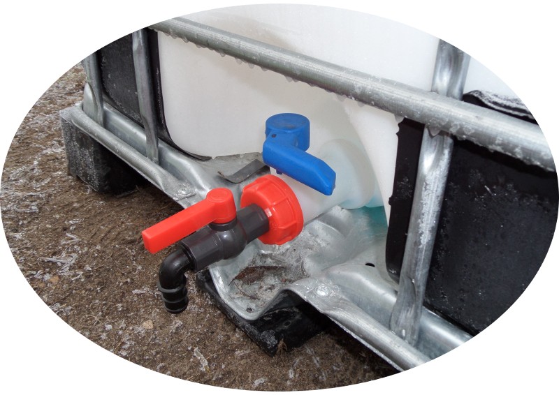 Zawór Czerpalny 3/4 cala - IBC ZBIORNIK 1000L Kran Kod producenta Zawór Czerpalny 3/4 cala Plast