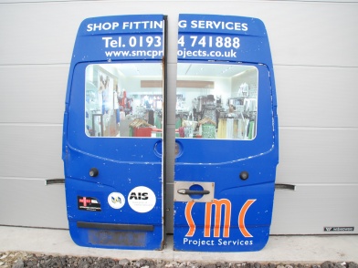 SPRINTER 906 CRAFTER DRZWI TYŁ TYLNE LEWE Strona zabudowy tył - lewa