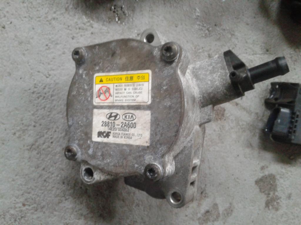 HYUNDAI i30 II ліфт CRDi насос VACUM 28810-2a600