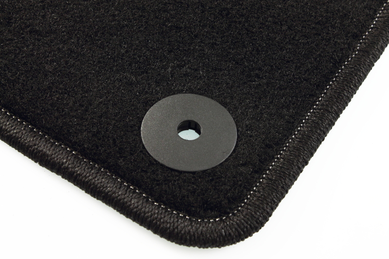 Mazda 5 I 2005-2010 DYWANIKI BASIC CARMAT Waga produktu z opakowaniem jednostkowym 5 kg