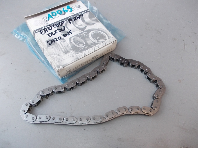 03C 115 - ЦЕПЬ МАСЛЯНОГО НАСОСА VW SEAT AUDI НОВЫЙ 03C115225A *