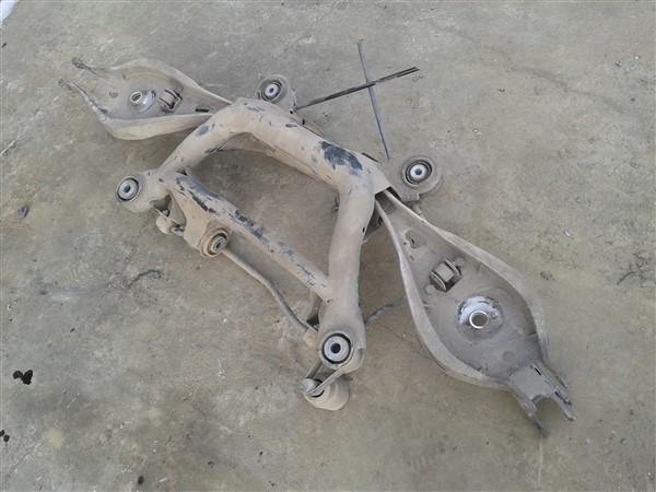 OŚ TYLNA BELKA ZAWIESZENIE BMW 3 E46 SEDAN