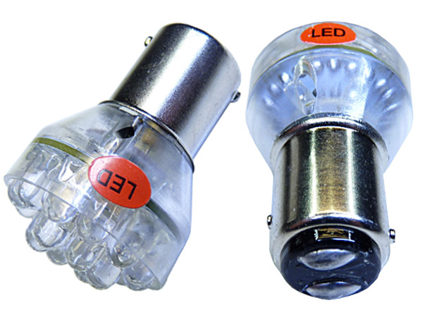 

żarówka P21/5W 24 Led Bay15d czerwona 2 włókna 12V