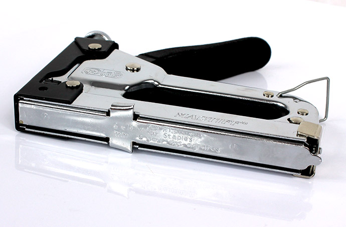 ZSZYWACZ TAPICERSKI TAKER DO ZSZYWEK 4-14mm TAPICERSKI +