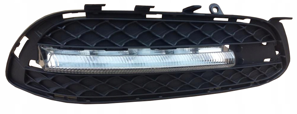 2507 - Решетка + галогенные дневные ходовые W212 E212 E класс