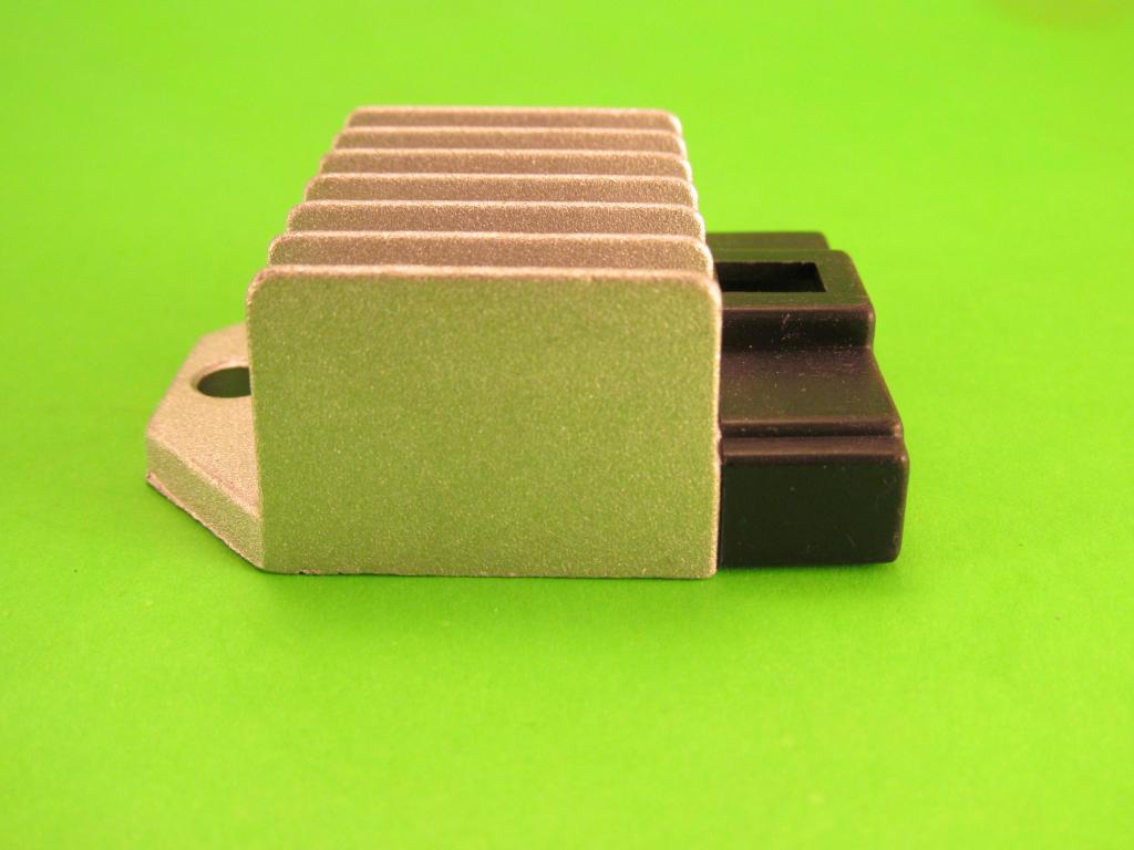 Regulator napięcia Minarelli Aprilia SR AMICO Producent Power Force