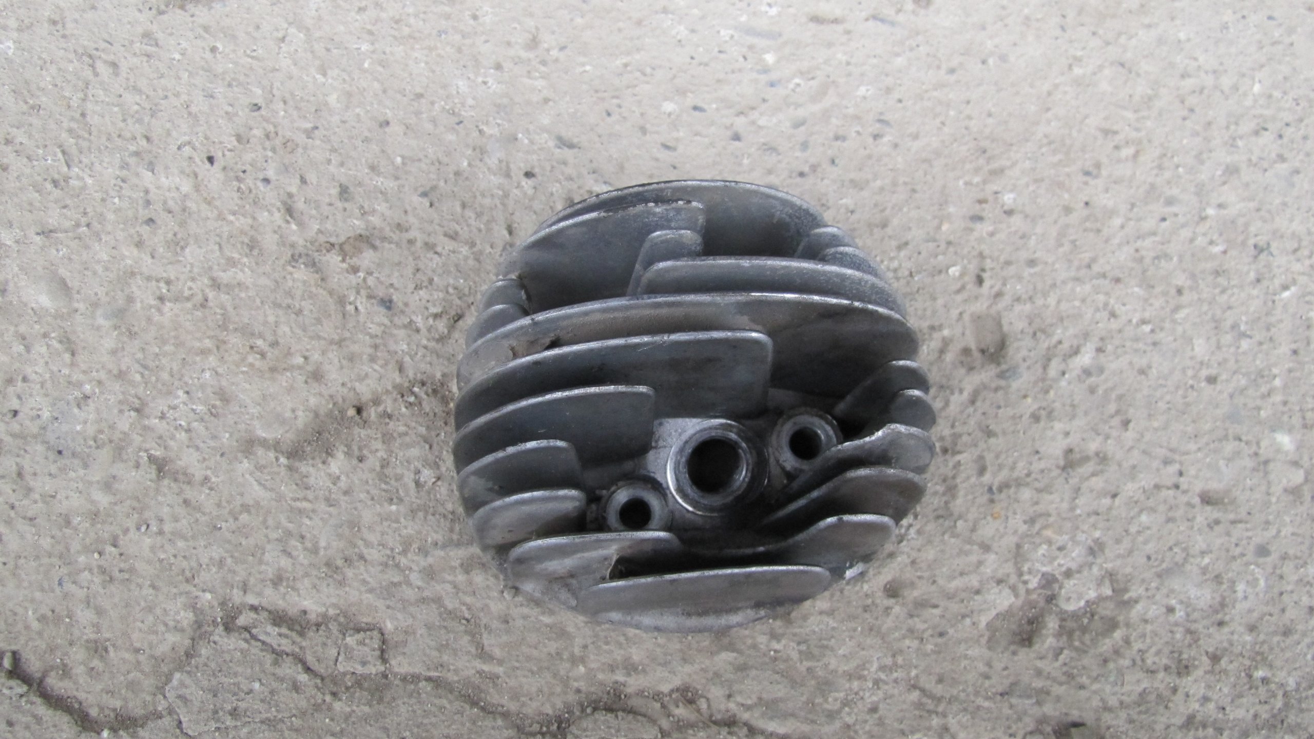 Головка блока цилиндров Piaggio Vespa 50 83год оригинал