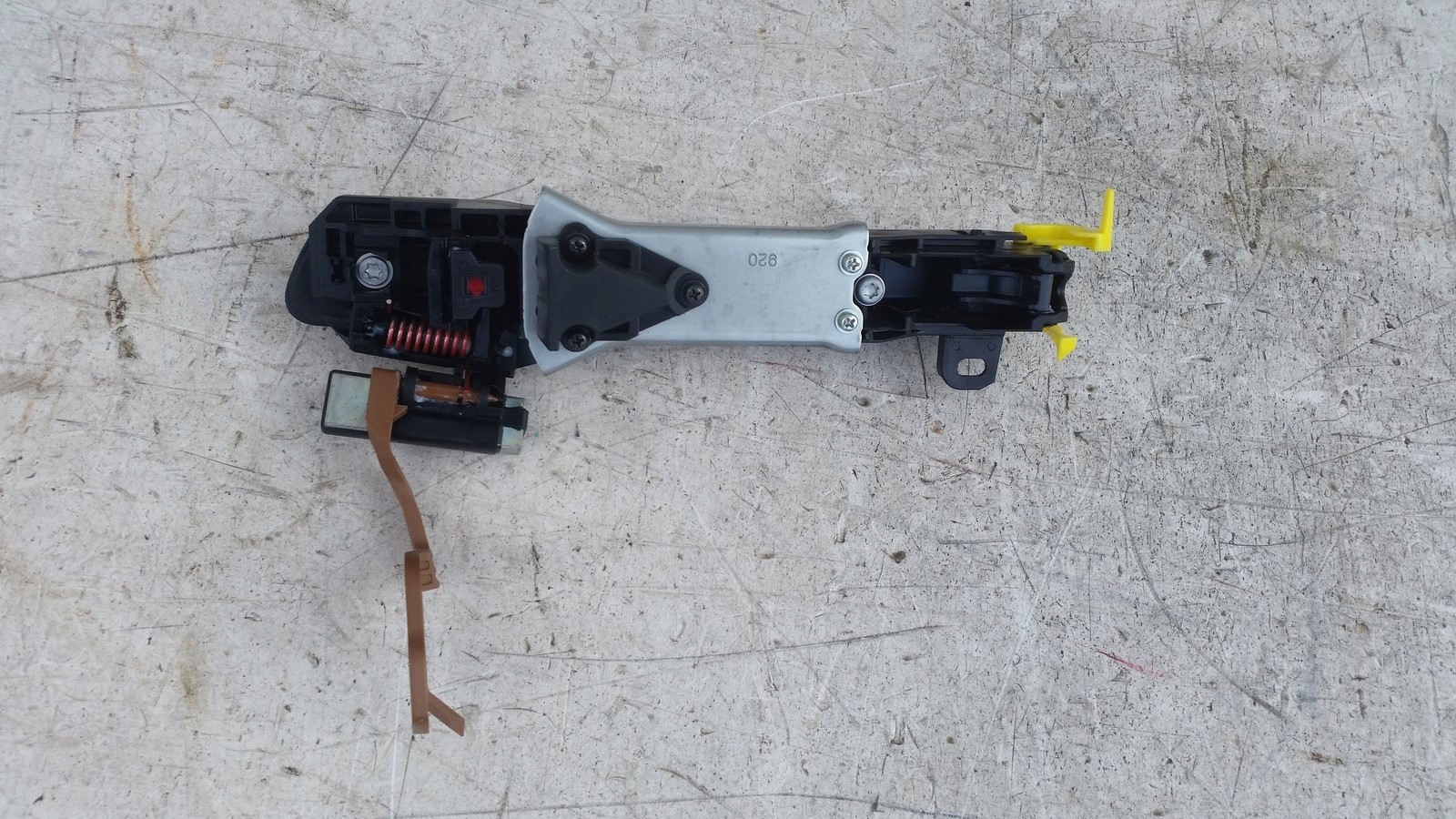 LEXUS IS200 III 13- handle door exterior right