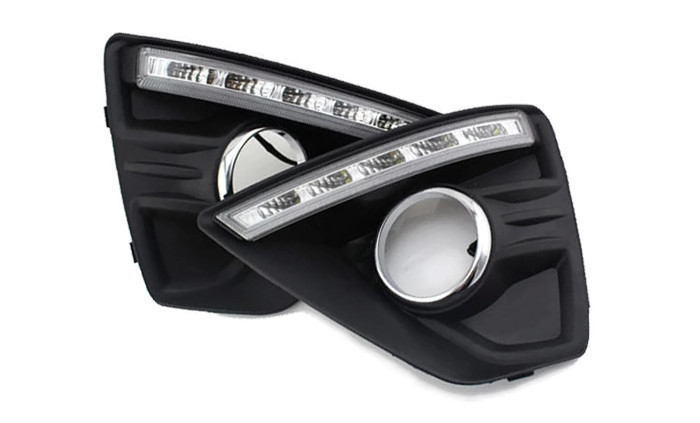 FORD FOCUS СВІТЛОДІОДНІ ДЕННІ ХОДОВІ ВОГНІ ТОРГОВИЙ АВТОМАТ