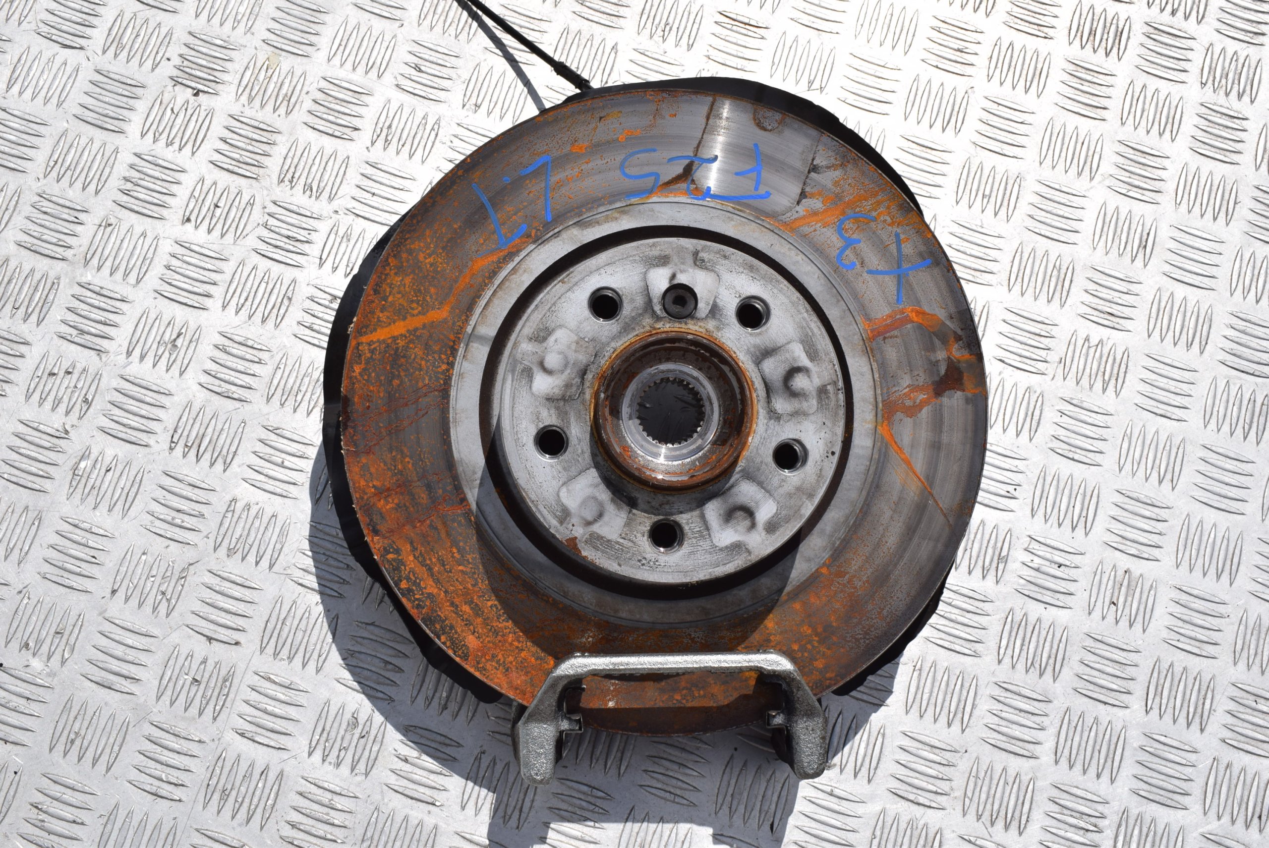 swing left rear part BMW X3 F25