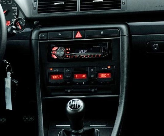 RAMKA RADIOWA RADIO ZAŚLEPKA ADAPTER AUDI A4 B6 B7 Typ samochodu Samochody osobowe