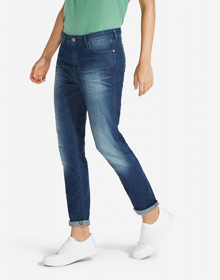 SPODNIE WRANGLER BOYFRIEND W27M9185R R.W28 L32 Rozmiar 28/32