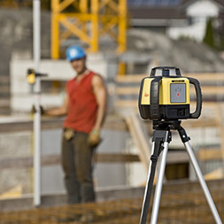Niwelator laserowy Leica Rugby 610 + detektor Rodzaj niwelatora rotacyjny