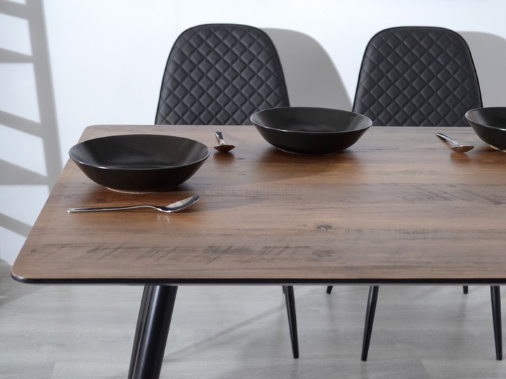 MAŁY LEKKI STÓŁ NA 4 NOGACH ONEKA ORZECH VINTAGE Wysokość mebla 75 cm