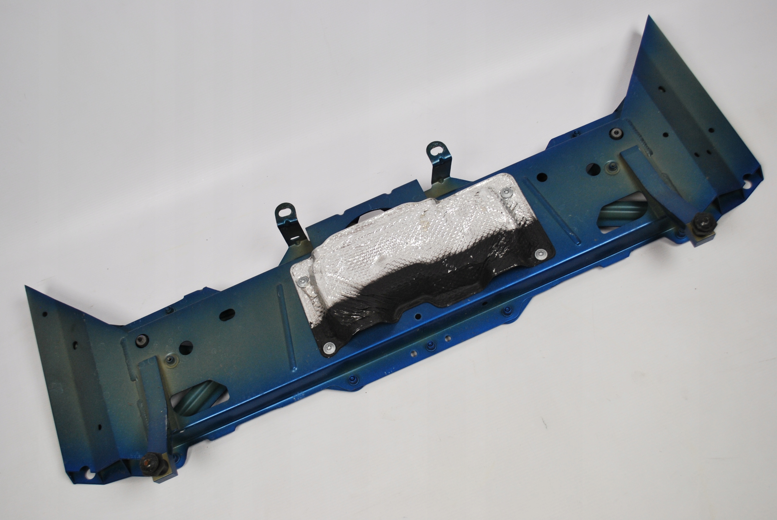 Belka tylna Audi R8 4S 4S8813335C