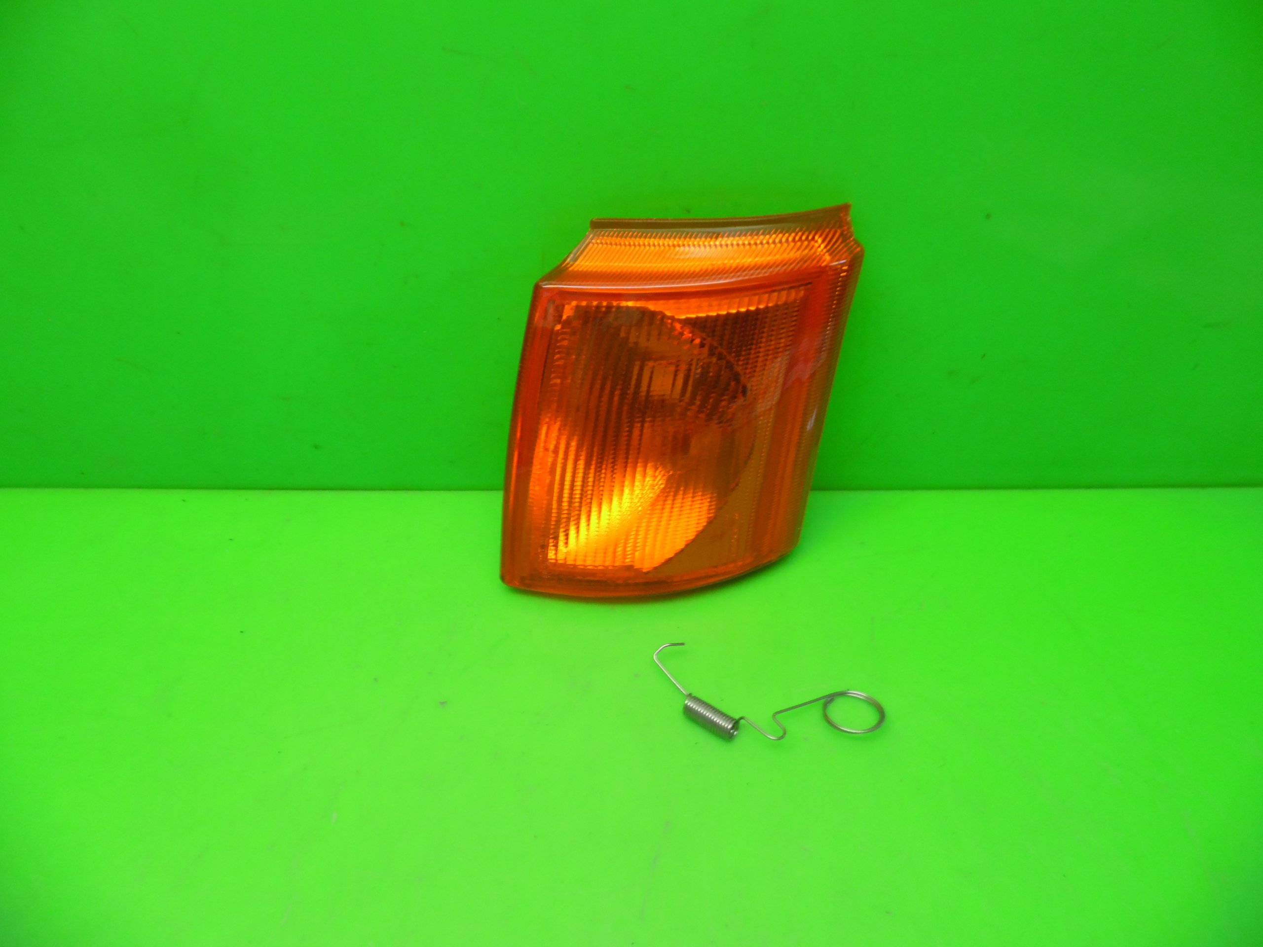 KIERUNKOWSKAZ PRZÓD LEWY FORD TRANSIT MK5 94-00 Numer katalogowy części 431-1517L-UE