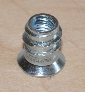 MUFA M 6 X 13 WKRĘTKA GWINT ZŁĄCZE WPUSTKA - 20SZT Marka inna