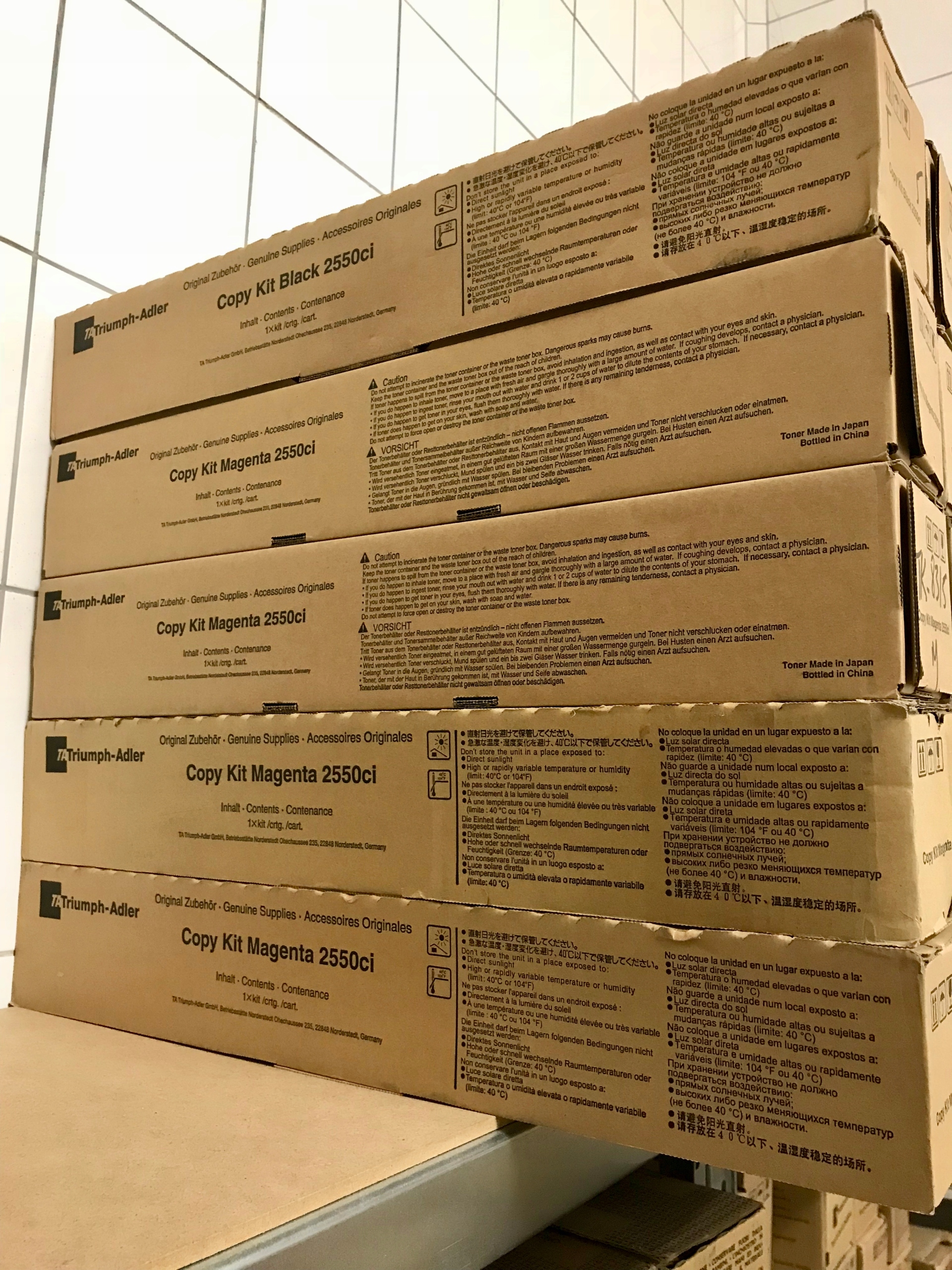 Toner Triumph Adler 2550ci Magenta Oryginał