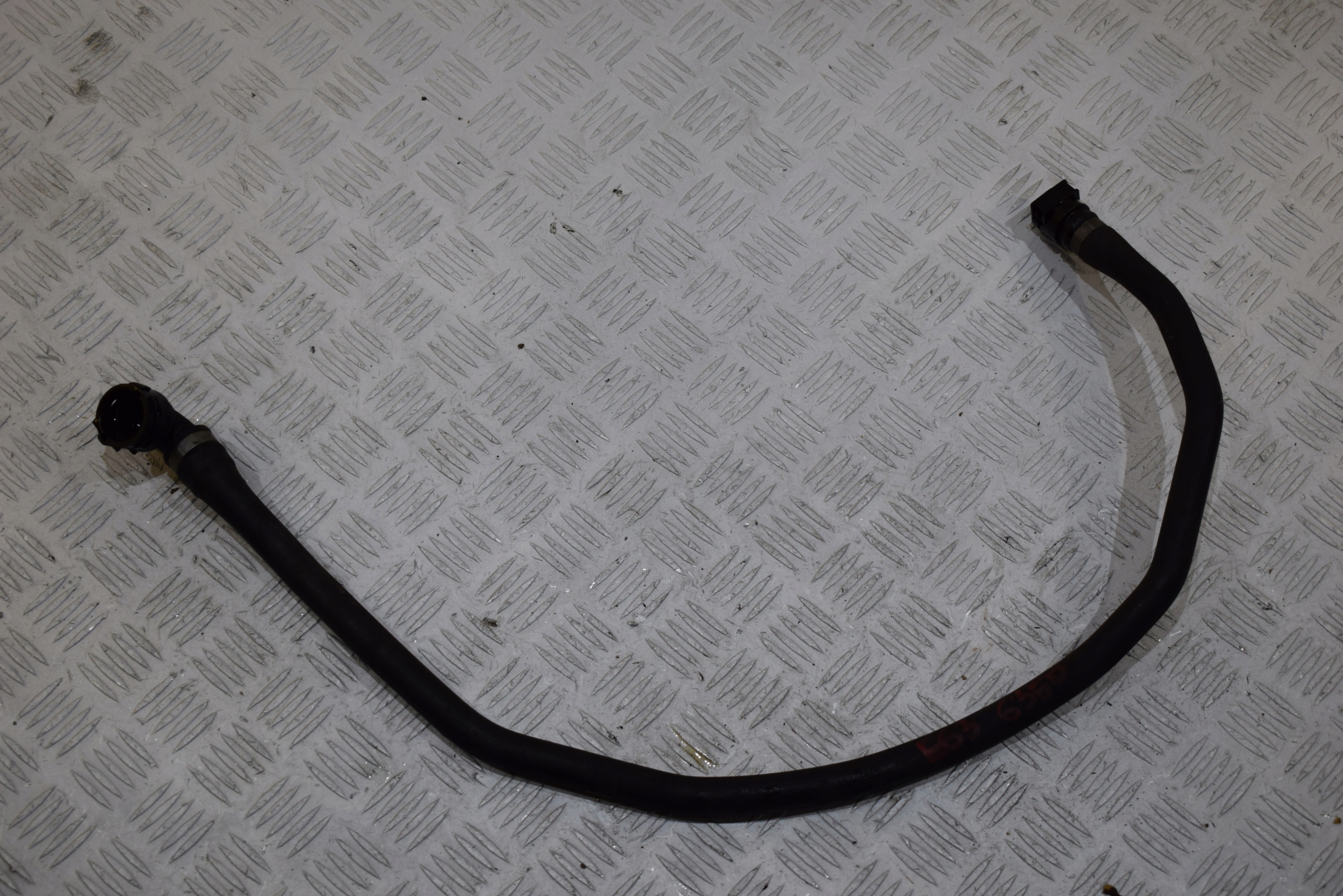 crijevo prijenos vode BMW 6 635 E63 LIFT