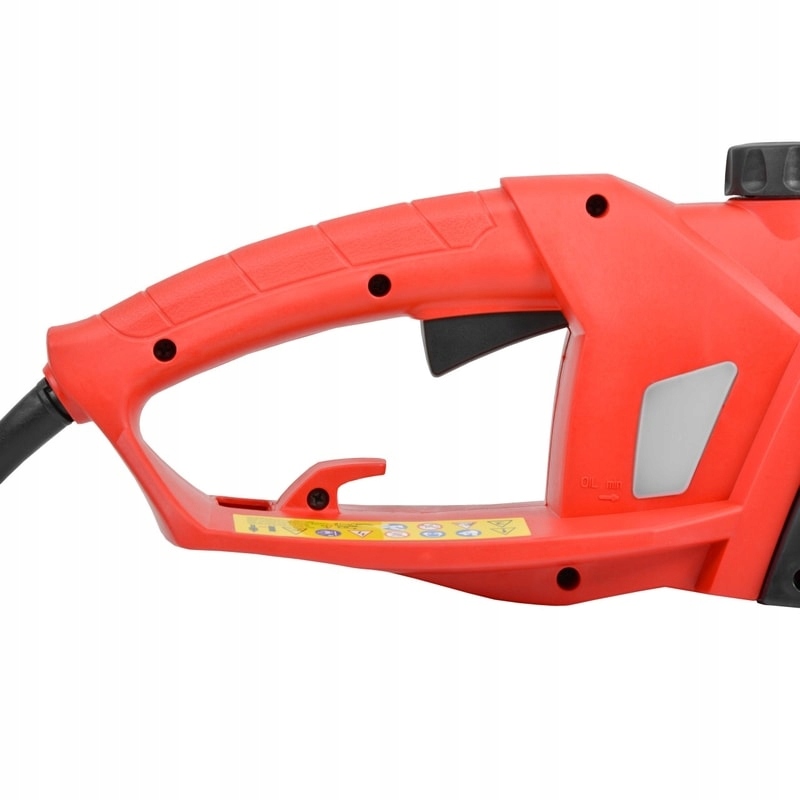 PILARKA PIŁA ŁAŃCUCHOWA ELEKTRYCZNA DO CIĘCIA DREWNA HECHT 2035 2000W 35CM Cechy dodatkowe automatyczne smarowanie łańcucha