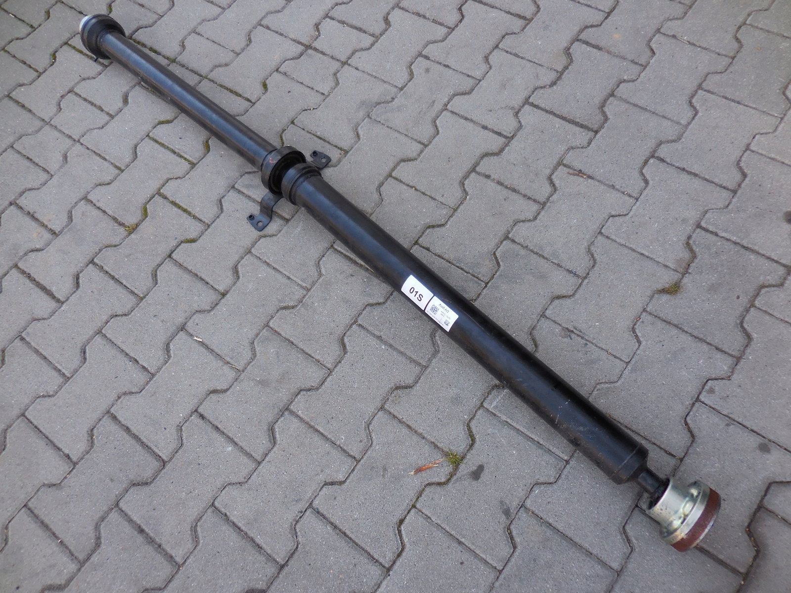 AUDI Q7 SQ7 4M приводной вал 4M0521101AC