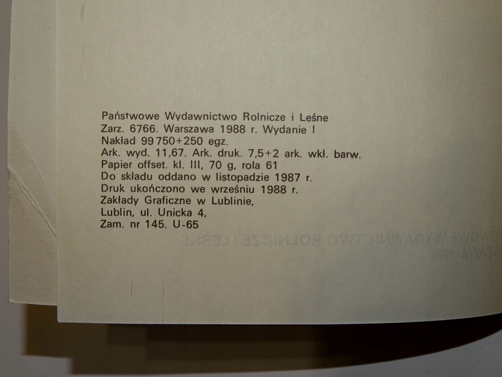 ROŚLINY LECZNICZE W OGRÓDKU MAMCZUR GŁADUN Wydawnictwo Państwowe Wydawnictwo Rolnicze i Leśne
