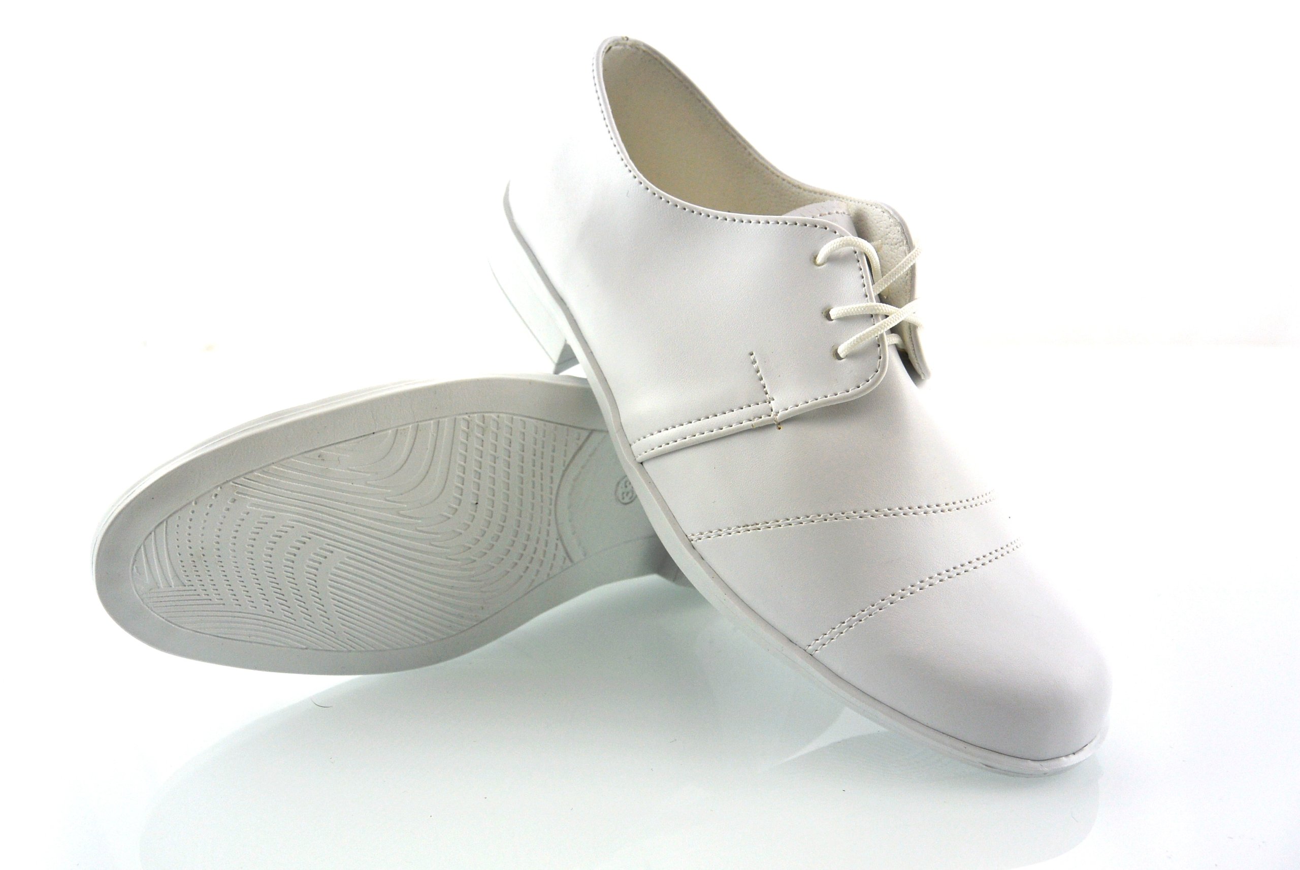 BIAŁE BUTY KOMUNIJNE CHŁOPIĘCE dziecięce PL r.25 Materiał skóra ekologiczna