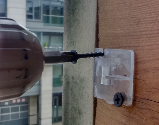 ZACZEPY DO SIATKA NA BALKON DLA KOTA 80 SZT + KLEJ DO KAŻDEGO RODZ. SIATEK Kolor bezbarwny