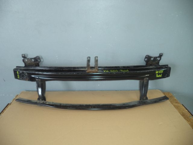 VW EOS 1Q0 BELKA POD ZDERZAK PRZÓD PRZEDNI Producent części Volkswagen OE