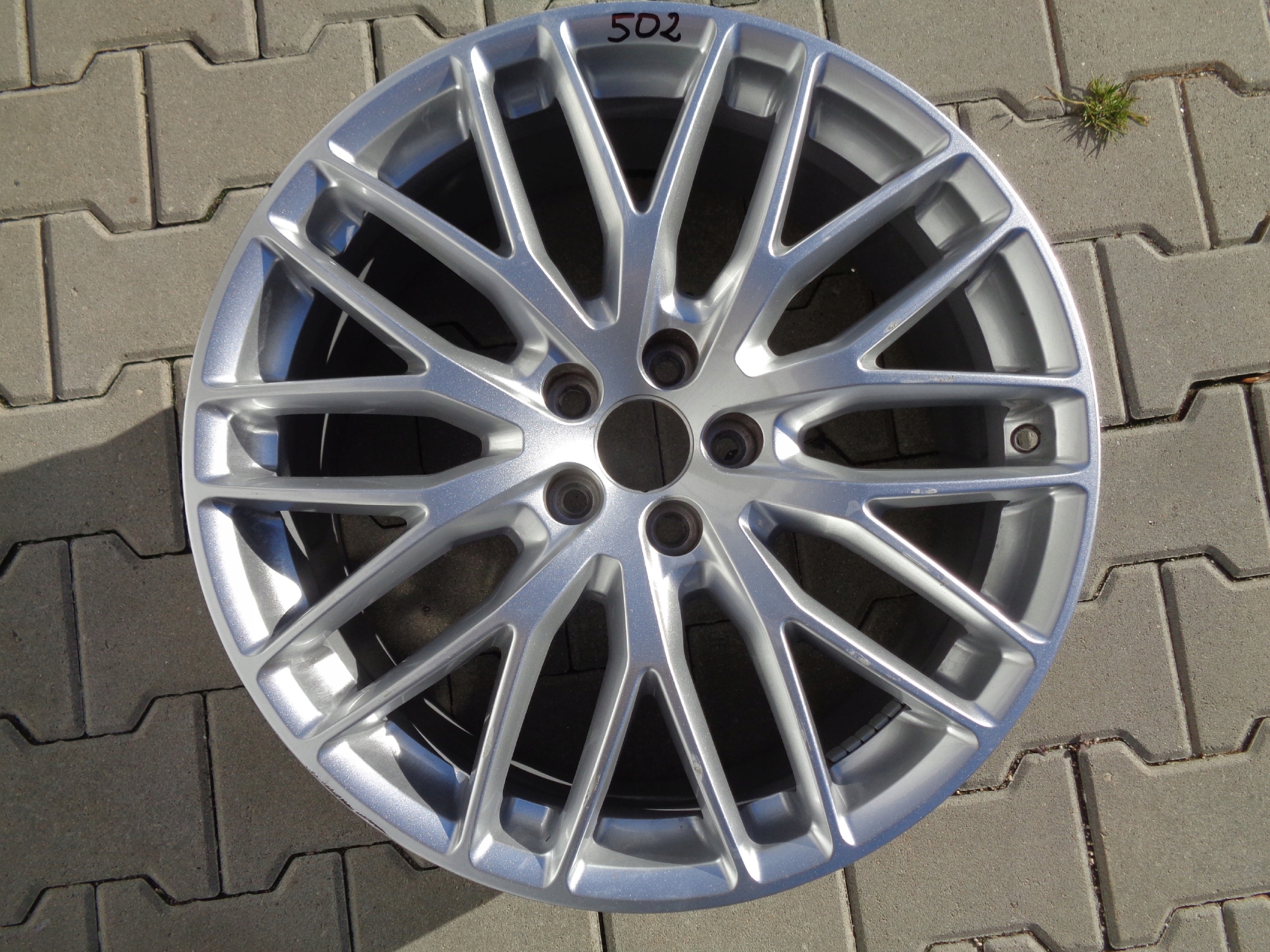 Диск алюминиевый Audi OE0a601025ab 8.0