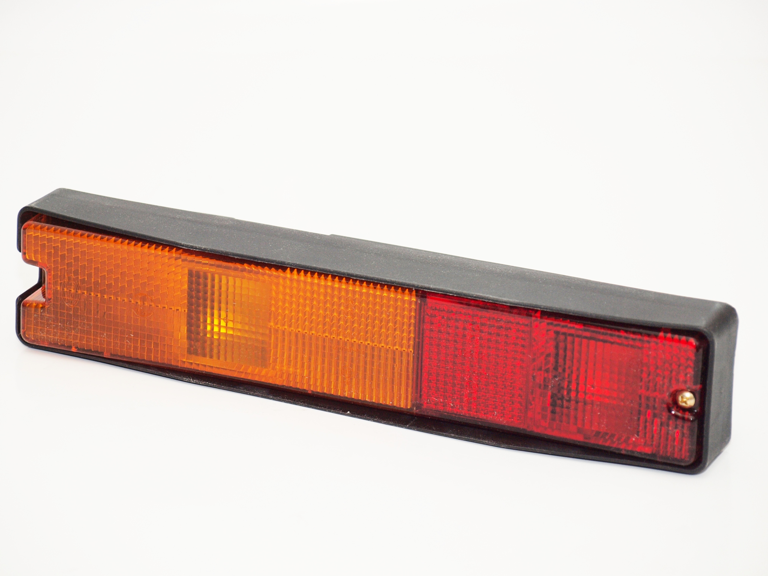 03064 - Задний фонарь Massey Ferguson серии 3000 6000