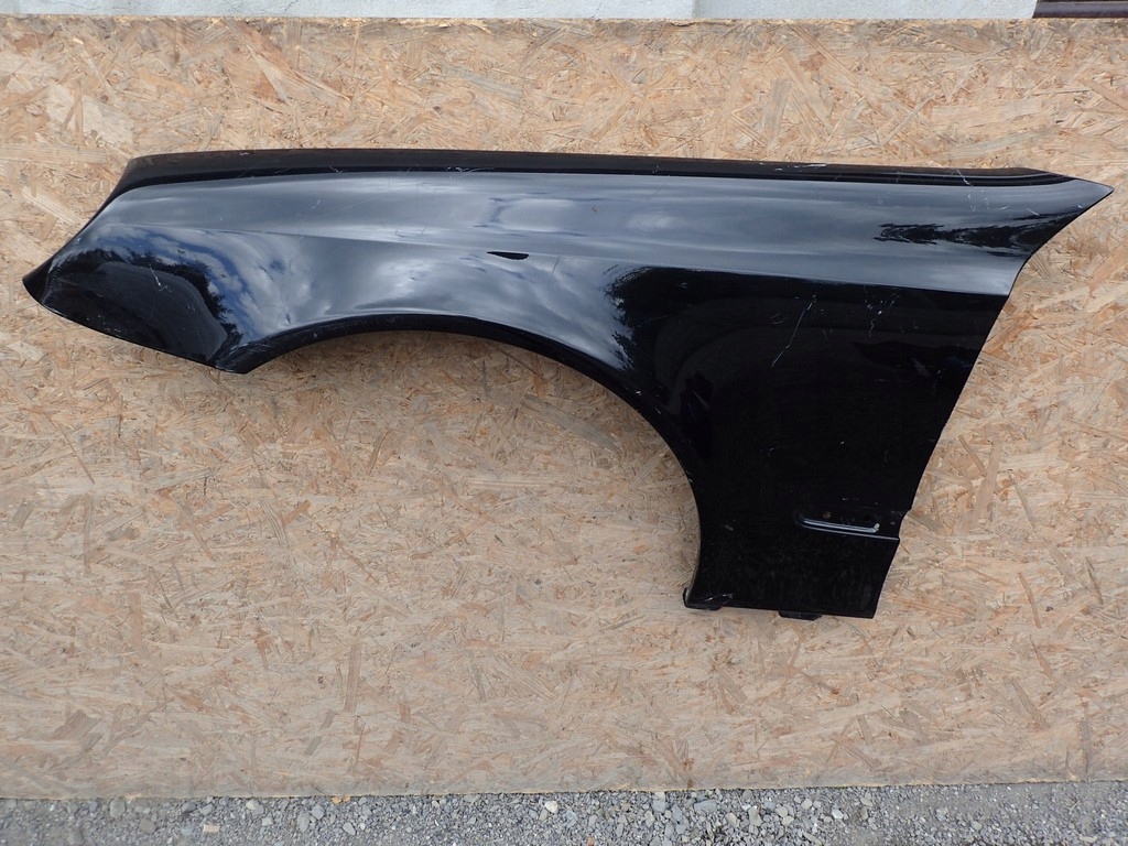 fender left front MERCEDES E KLASA 211 2002-2009R
