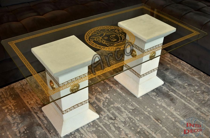 Столик колонны. Стол Версаче под мрамор 2-2.4 м. Журнальный столик Версаче. Журнальный столик Versace греческие колонны мрамор. Стол Версаче 140 белый.