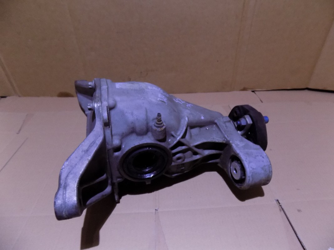 A1663502714 - MERCEDES ML W166 задній міст задній 3.27 1663502714