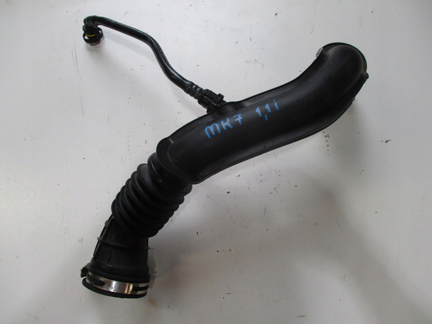 Шланг труба для FORD Fiesta MK8 1,1 і H1B1-9R504-BB