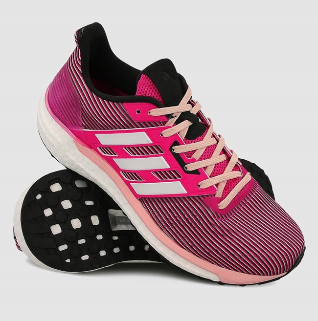 OBUWIE ADIDAS SUPERNOVA W (36 - 22cm) BOOST Właściwości oddychające