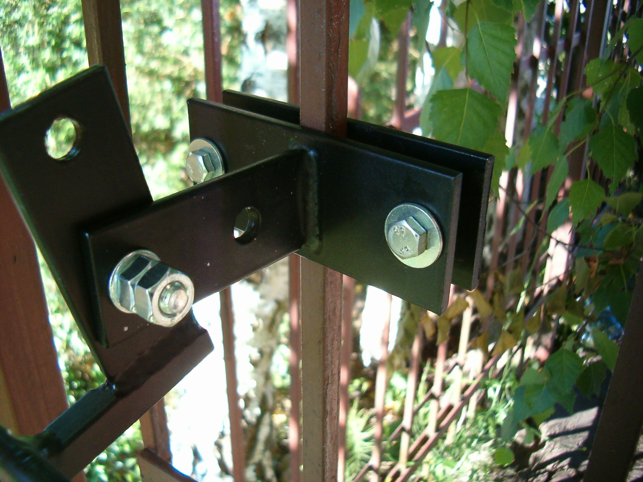 UCHWYT NA WORKI WISZĄCY KOSZ NA ŚMIECI STOJAK EAN (GTIN) 5903707357802