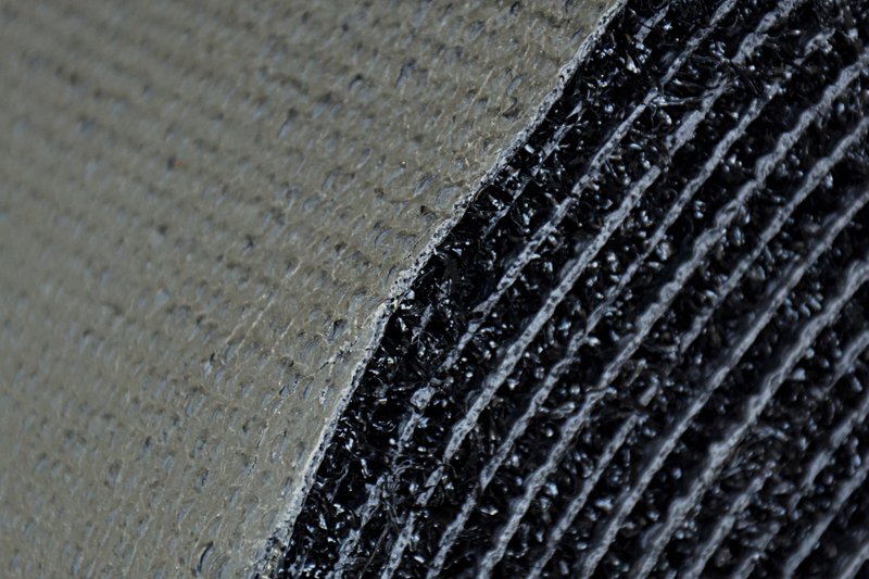 CZARNA SZTUCZNA TRAWA 300x400 SPRING @81664 Szerokość 4 m