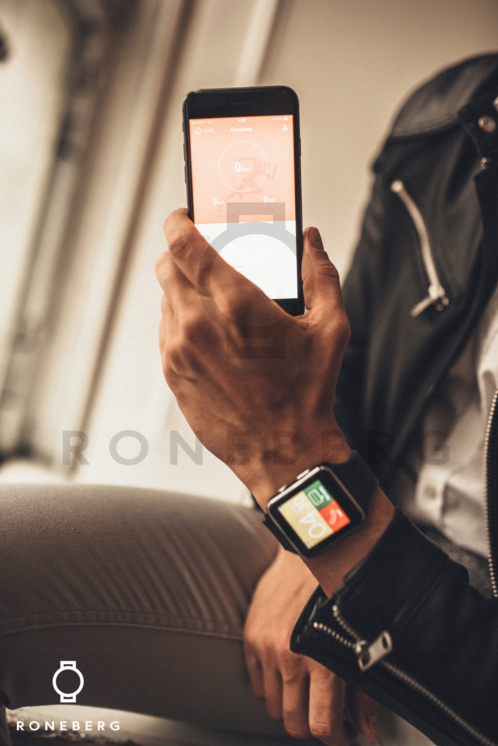 SMARTWATCH ZEGAREK RONEBERG RX6 KARTA SIM KAMERA Złącza czytnik kart pamięci microSIM