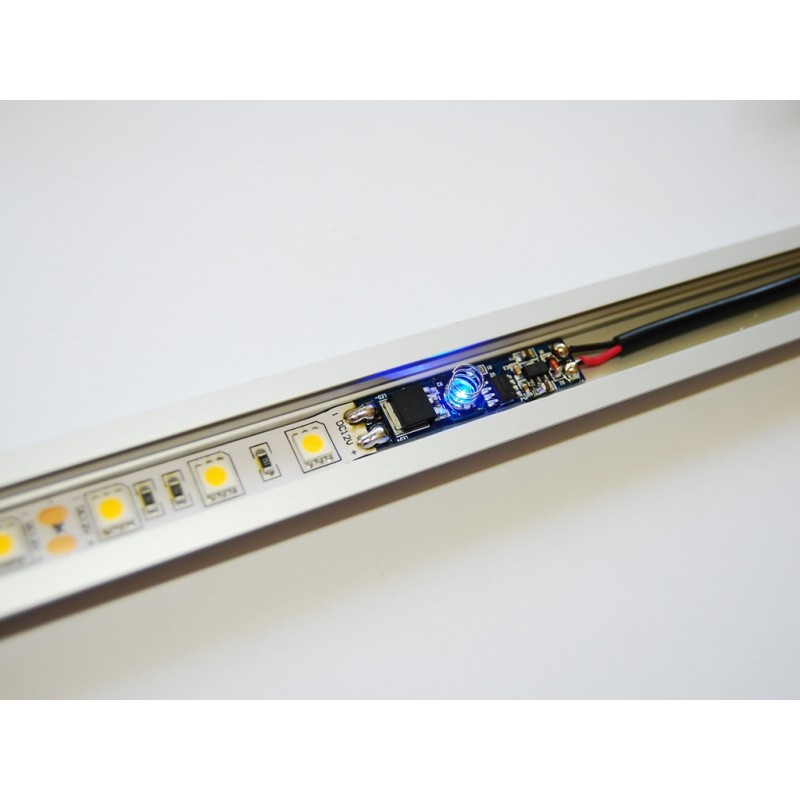 WŁĄCZNIK DOTYK sprężynowy 5A do PROFILI taśm LED Zawiera baterie nie