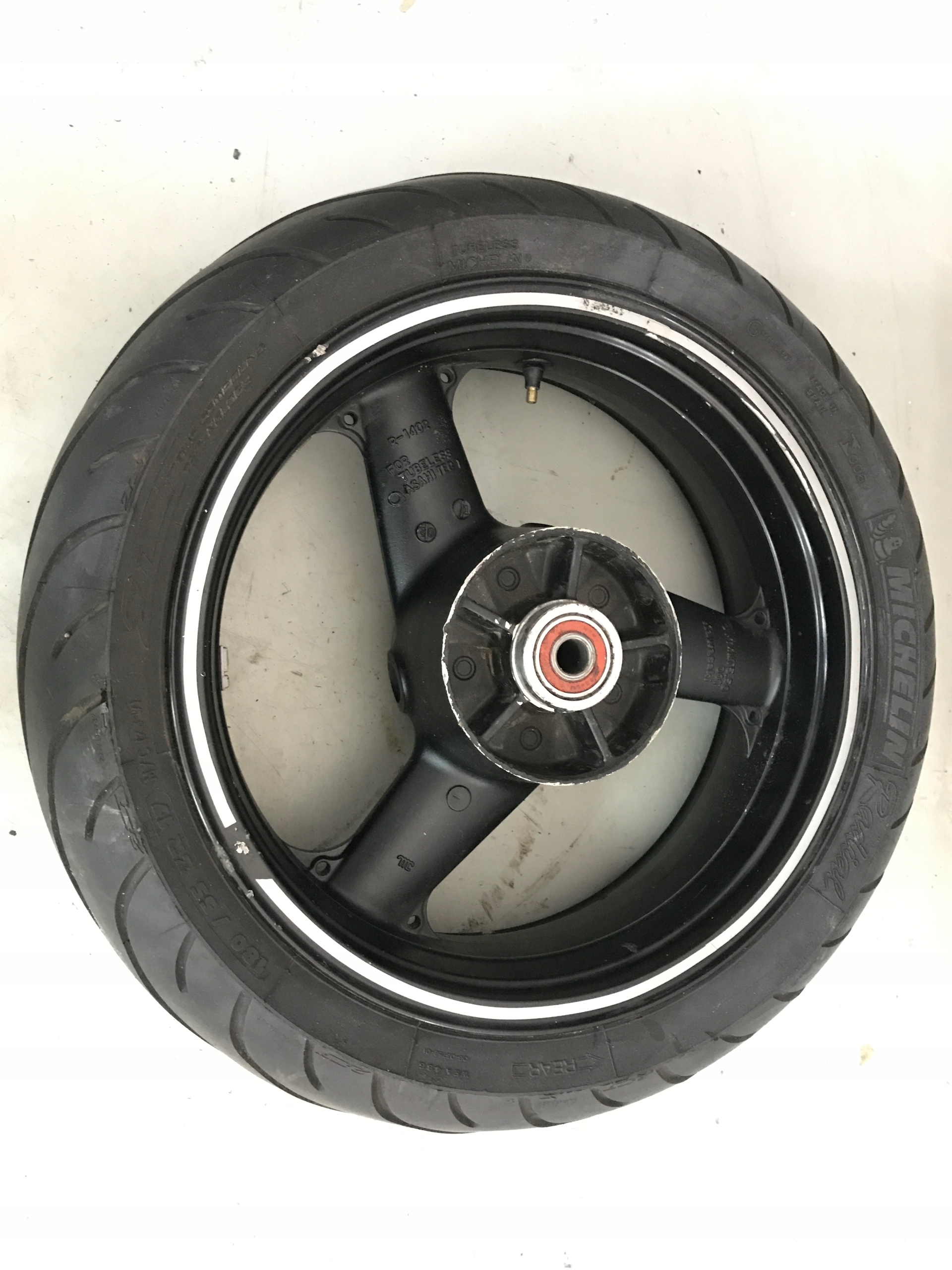 KAWASAKI ZZR 1200 ОБОД ЗАДНЕГО КОЛЕСА ШИНЫ