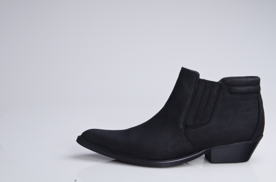 KLASYCZNE KOWBOJKI model 620 Skóra roz.39-46-zamek Długość wkładki 27 cm