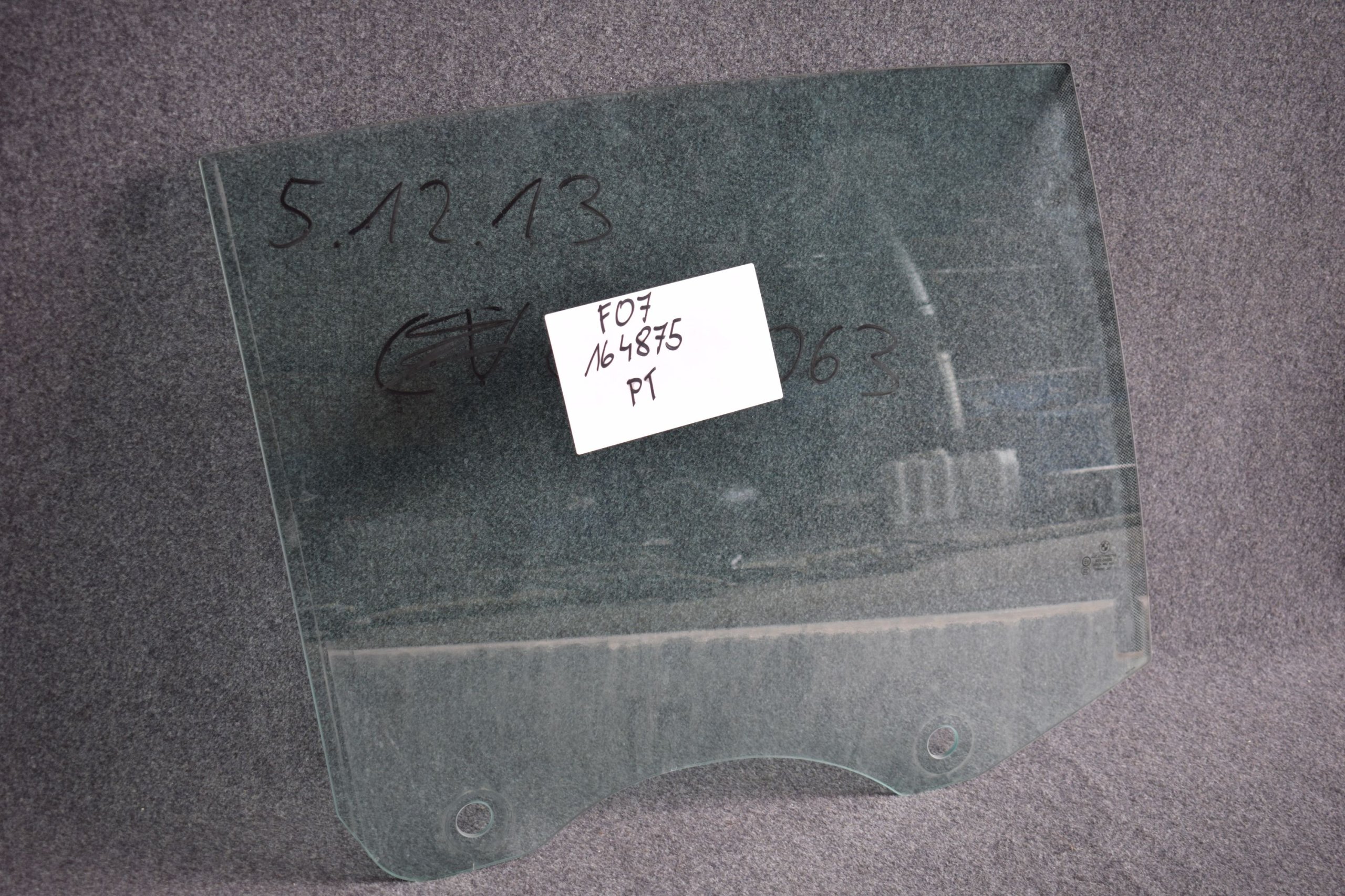 SZYBA DRZWI PRAWA BMW 5 F07 GT