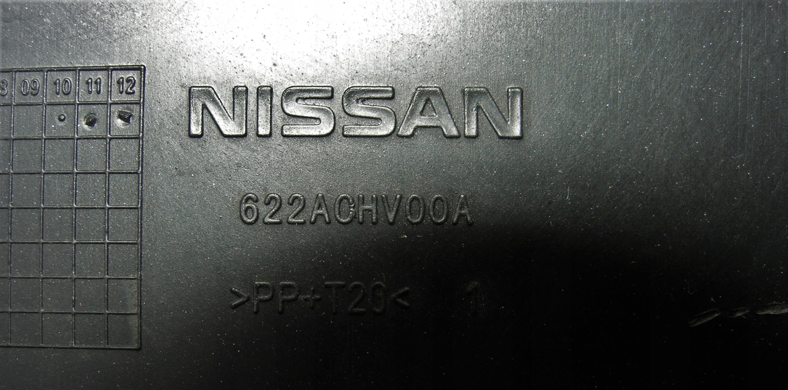 NISSAN QASHQAI J11 LIFT ZÁSLEPKA NÁRAZNÍKA PREDNÁ